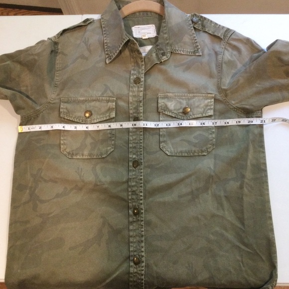 Current/ Elliot the Perfect Shirt Amy Camo button down. Size 3 or large - Picture 9 of 9
